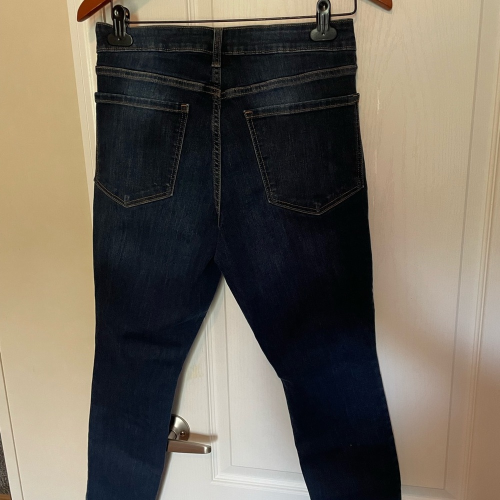 Old Navy Mid-Rise Super Skinny Jeans